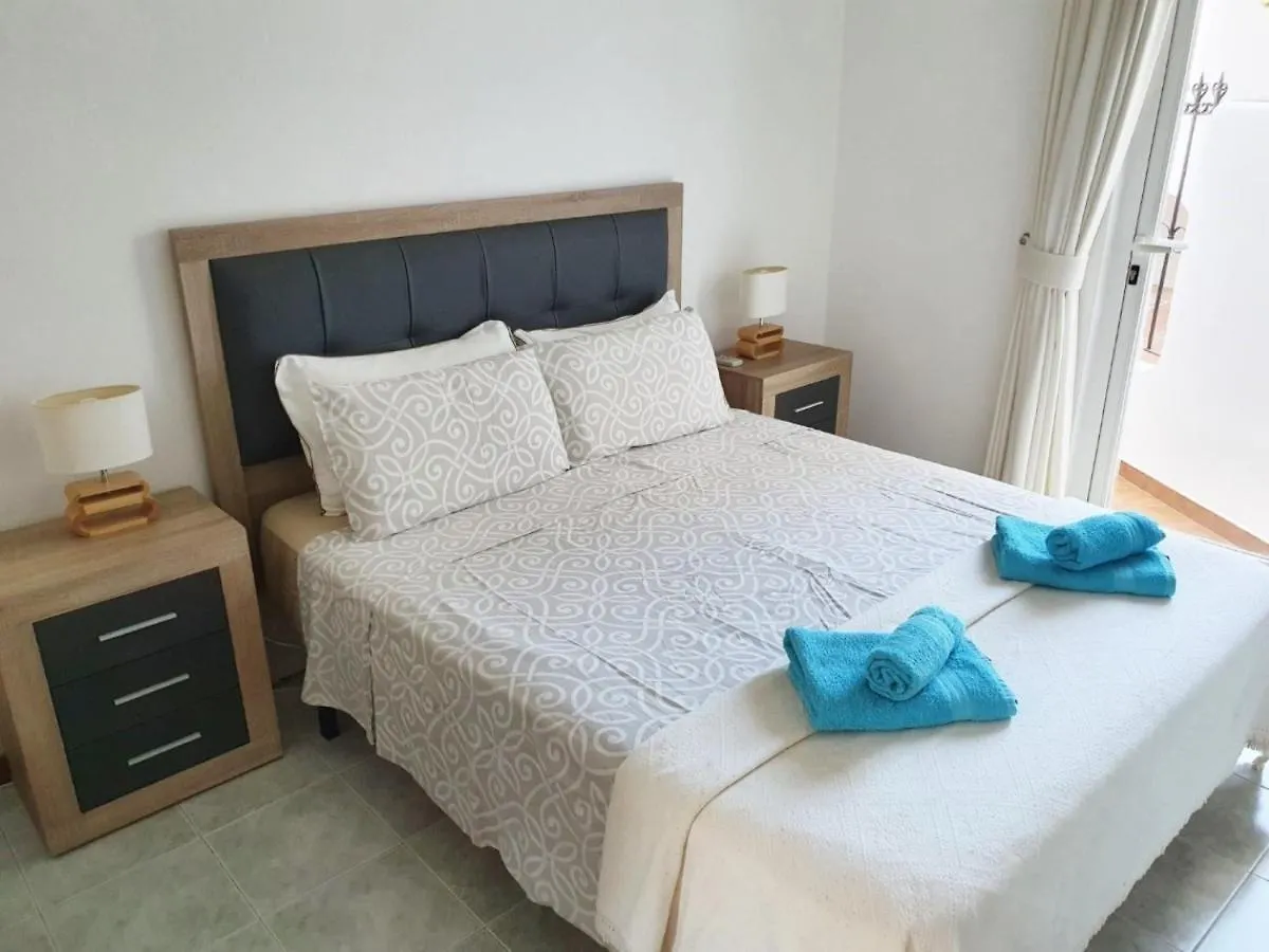Apartament E22 Cabopino Marbella Hiszpania