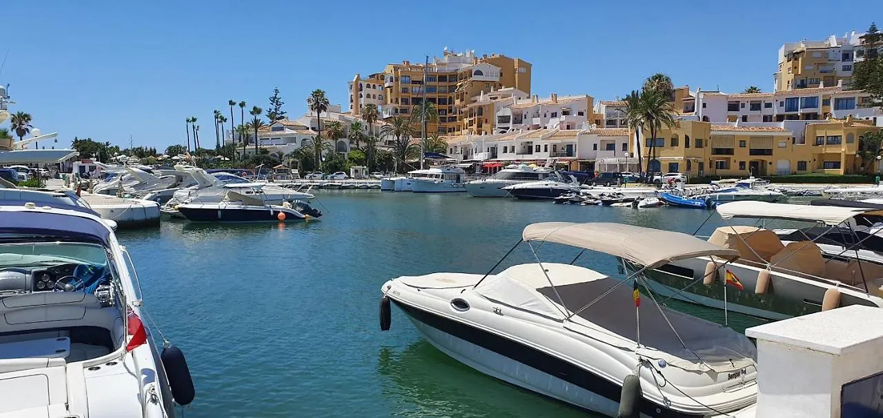 E22 Cabopino Lejlighed Marbella Spanien